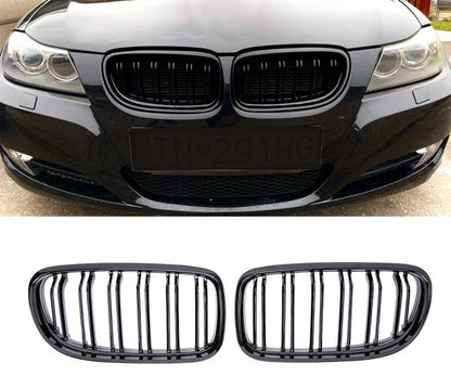 Dual slat kidney grilles on car