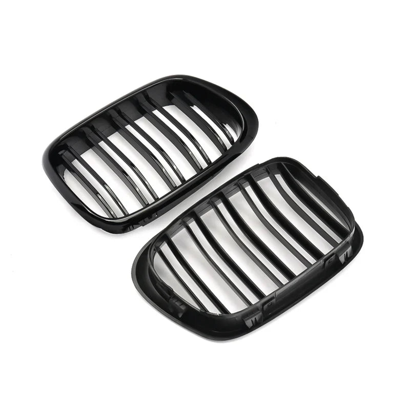 Dual slat kidney grilles rear and front
