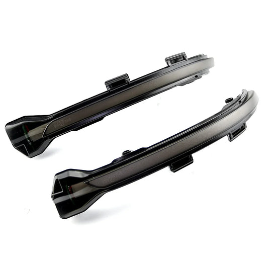 Dynamic turn signal