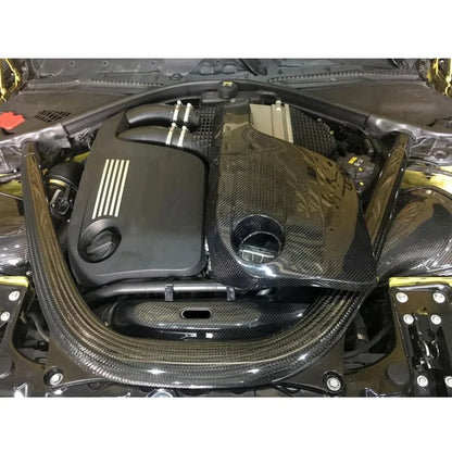 Engine bay cover carbon in car