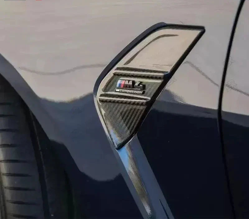 Side fender cover trim carbon on car